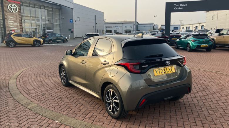 Toyota Yaris 1.5 Hybrid Design 5dr CVT Hybrid Hatchback